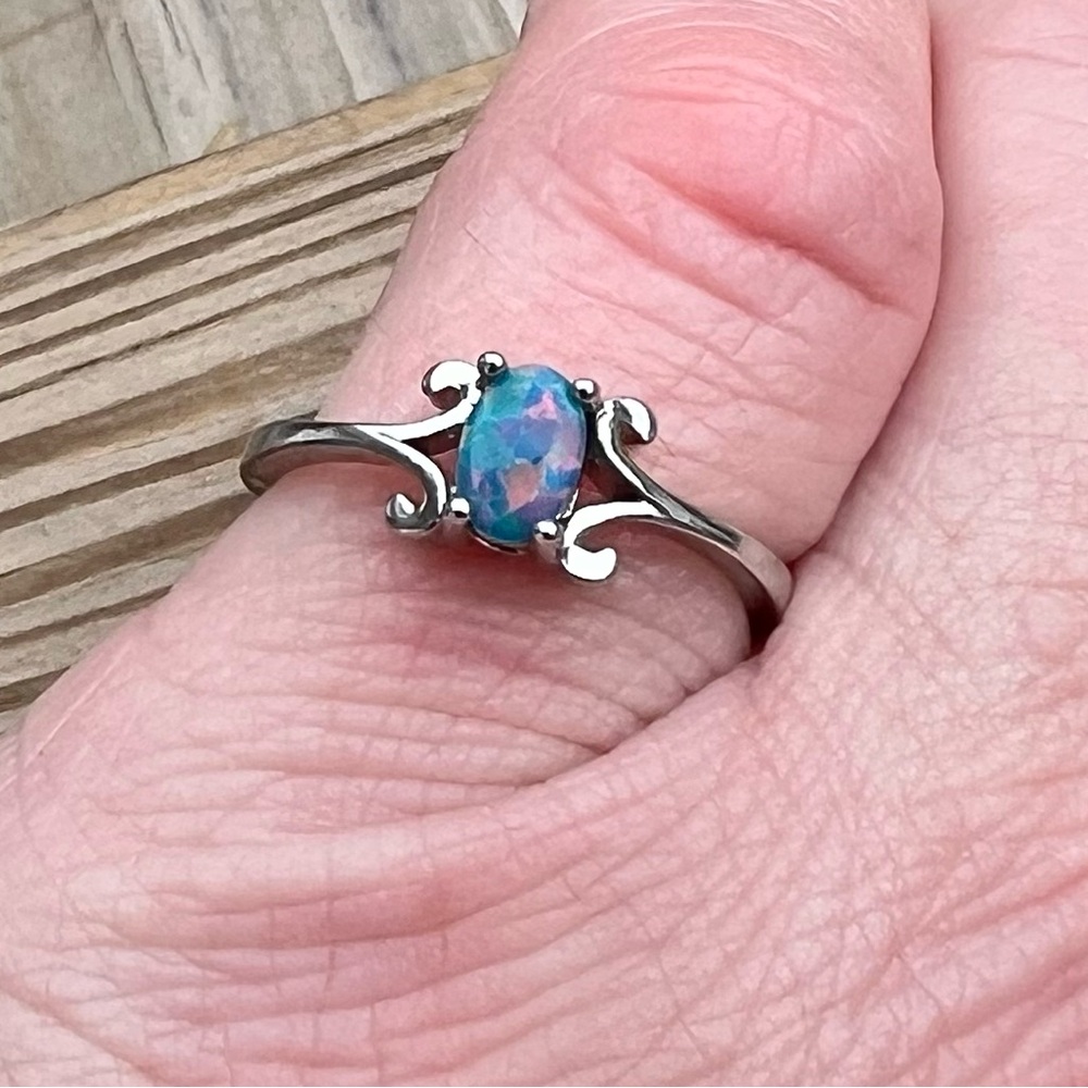 - Blue Fire Opal Silver Ring SZ 6.5! NEW!